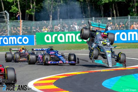 Fernando Alonso, Alpine, and Lewis Hamilton, Mercedes, Spa-Francorchamps, 2022