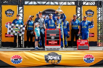 Race winner Zane Smith, Front Row Motorsports, Ford F-150 wins