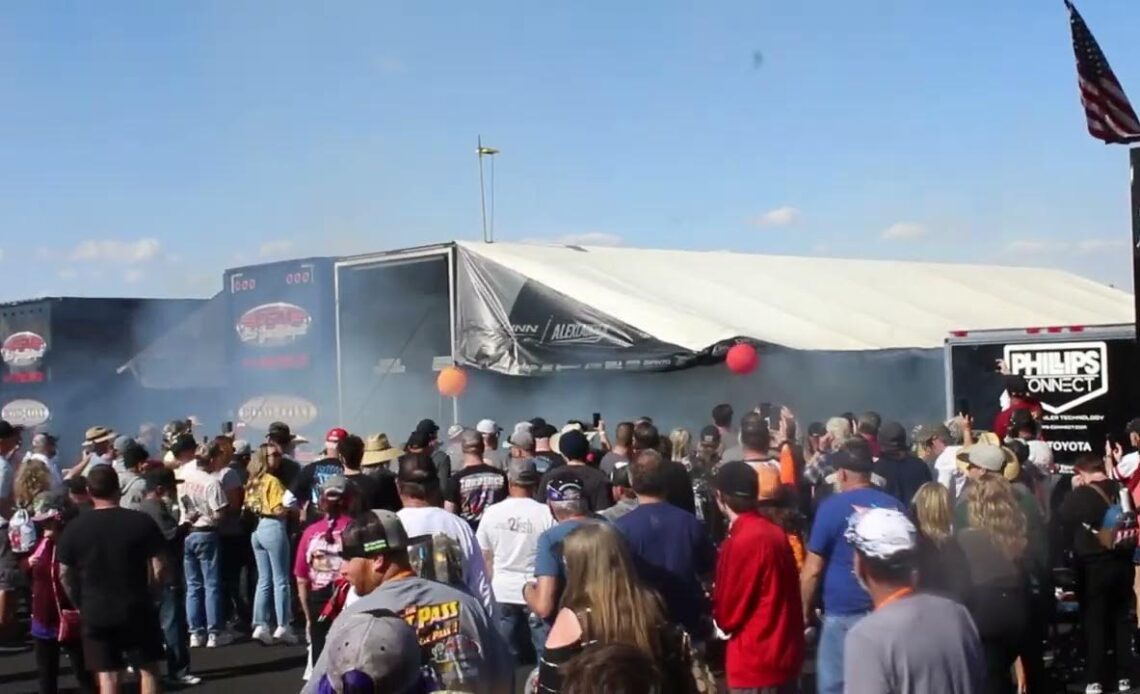 Alex Laughlin gives the Fans a good Dose of Nitro, Funny Car, Warm Up, Arizona Nationals, Wild Horse