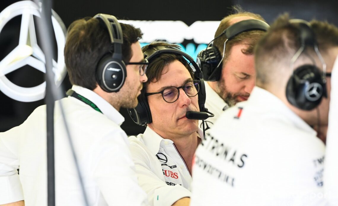 Toto Wolff, Team Principal and CEO, Mercedes-AMG, Jerome d'Ambrosio