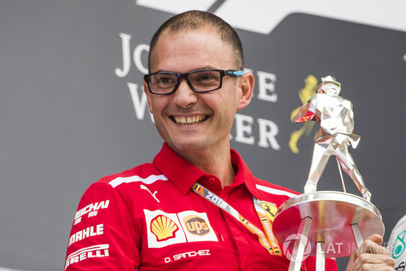 David Sanchez, Principal Aerodynamicist, Ferrari, receives the constructors trophy for Ferrari