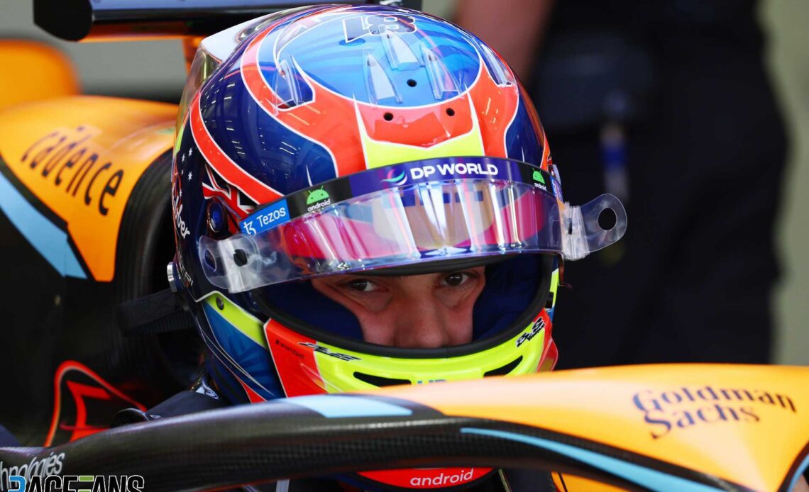 Oscar Piastri, McLaren, Bahrain International Circuit, 2023