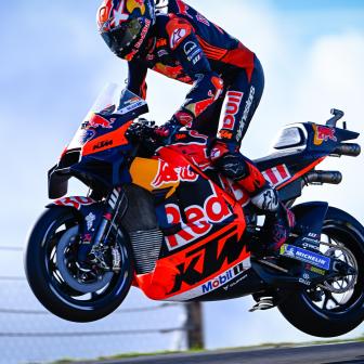 Miller Friday stunner sets new Portimao lap record