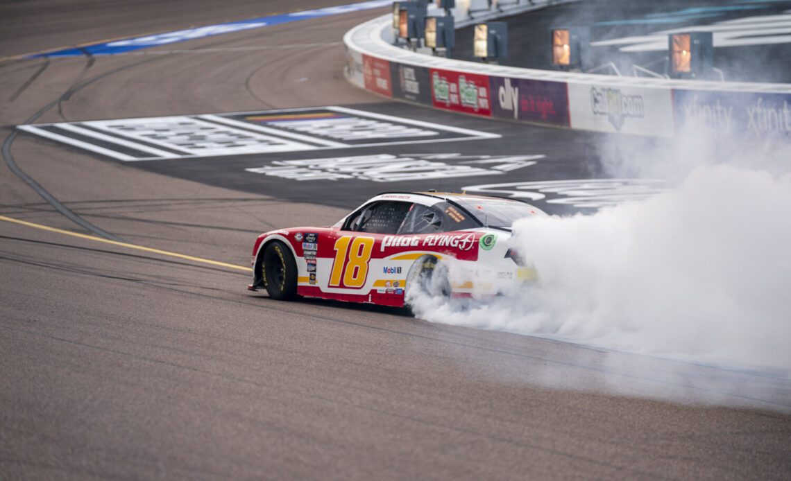 Sammy Smith Drives Dominant Car to NASCAR Xfinity Win at Phoenix – Motorsports Tribune