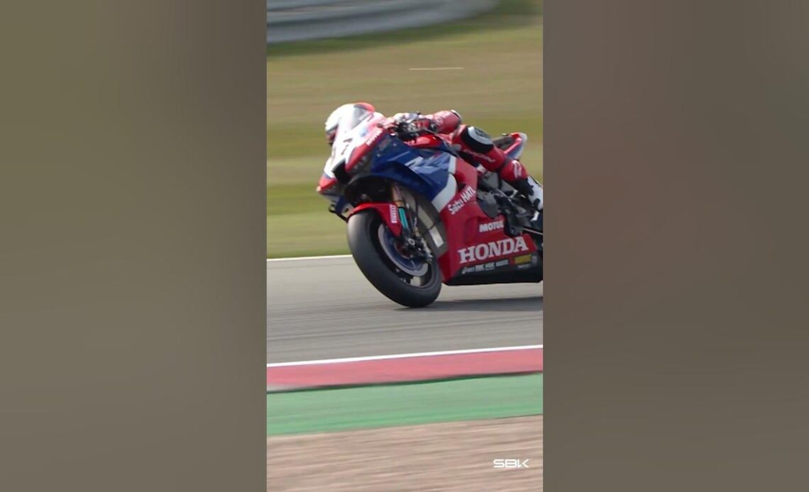 A wobbly moment for Vierge 😮 | #NLDWorldSBK 🇳🇱