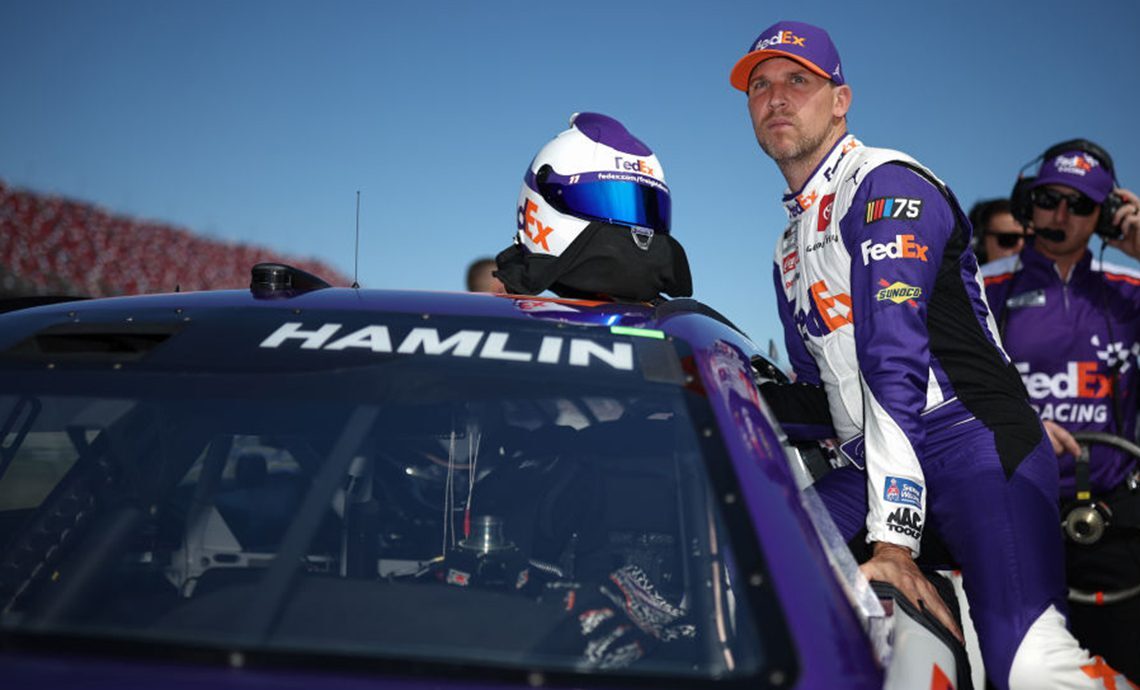 Denny Hamlin Captures Cup Series Pole at Talladega – Motorsports Tribune