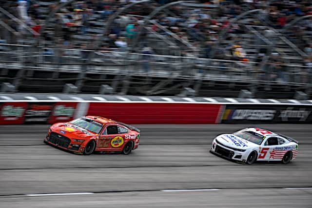 NASCAR Cup Series cars #22: Joey Logano, Team Penske, Shell Pennzoil Ford Mustang, Kyle Larson's No. 5, racing at Darlington Raceway, NKP