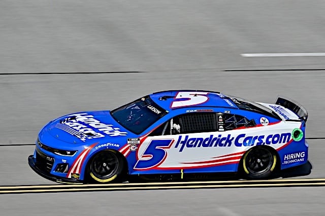 NASCAR Cup Series #5: Kyle Larson, Hendrick Motorsports, HendrickCars.com Chevrolet Camaro on Track at Talladega Superspeedway, NKP