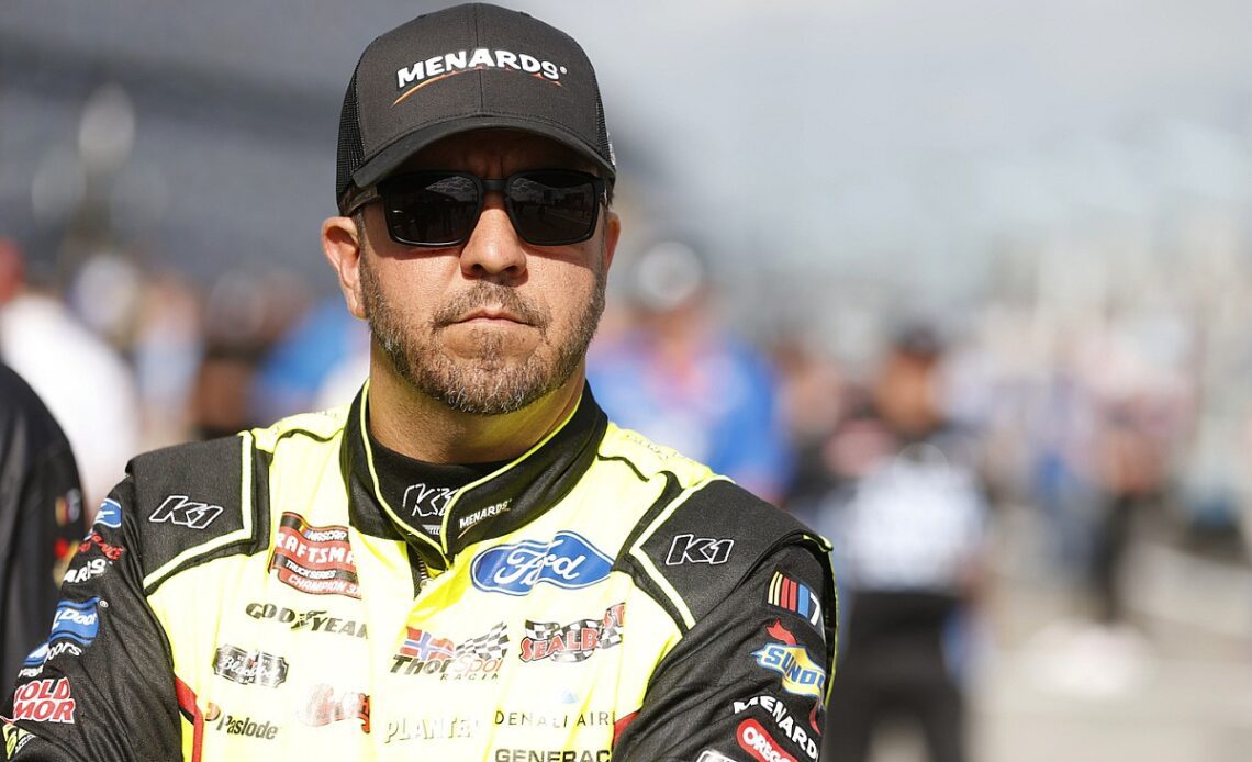 Matt Crafton to sub for Cody Ware in Bristol Dirt Cup race