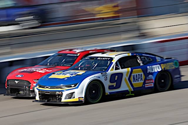 Josh Berry in the No. 9 NAPA Auto Parts Chevrolet racing at Richmond, NKP