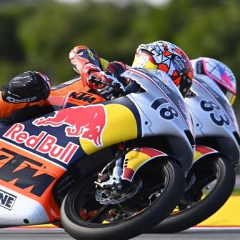 Watch the Red Bull MotoGP™ Rookies Cup in Jerez