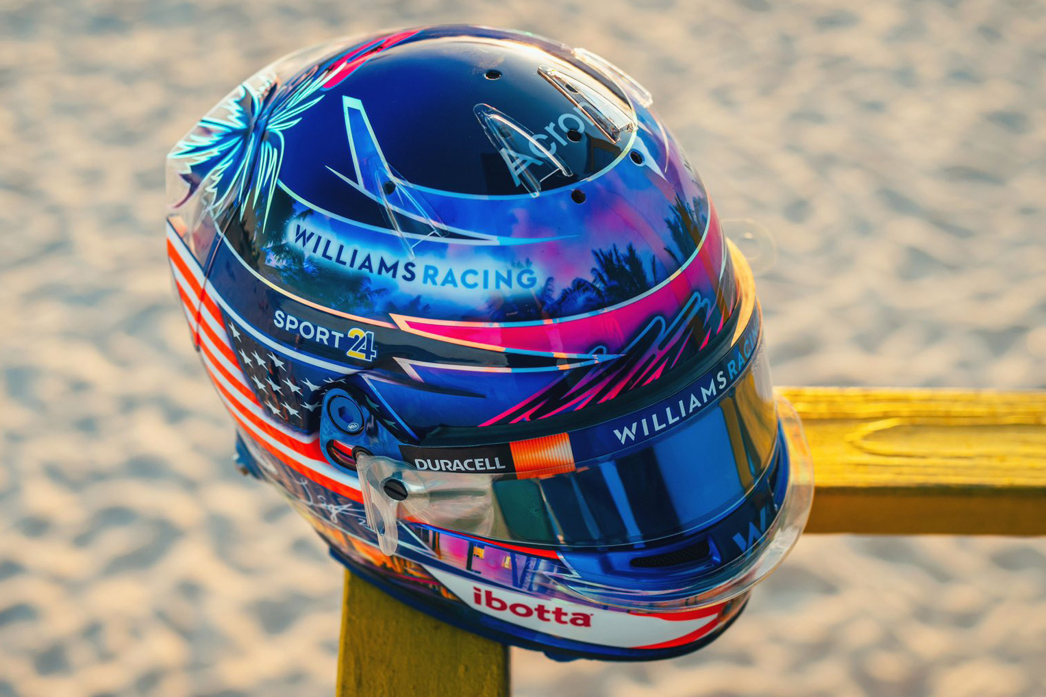 Logan Sargeant's 2023 Miami Grand Prix helmet