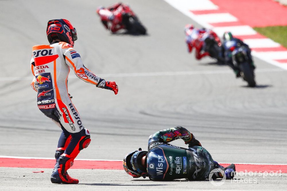 Miguel Oliveira, RNF MotoGP Racing, Marc Marquez, Repsol Honda Team crash