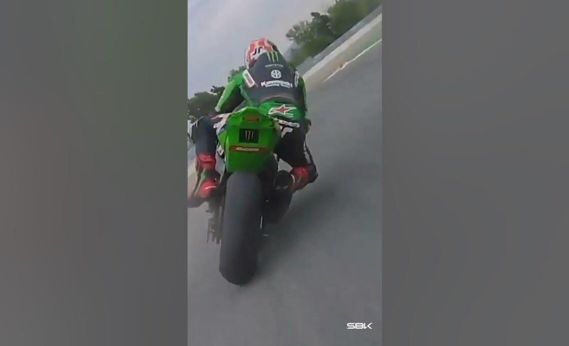 Rea and Razgatlioglu for P2 💥 | #CatalanWorldSBK