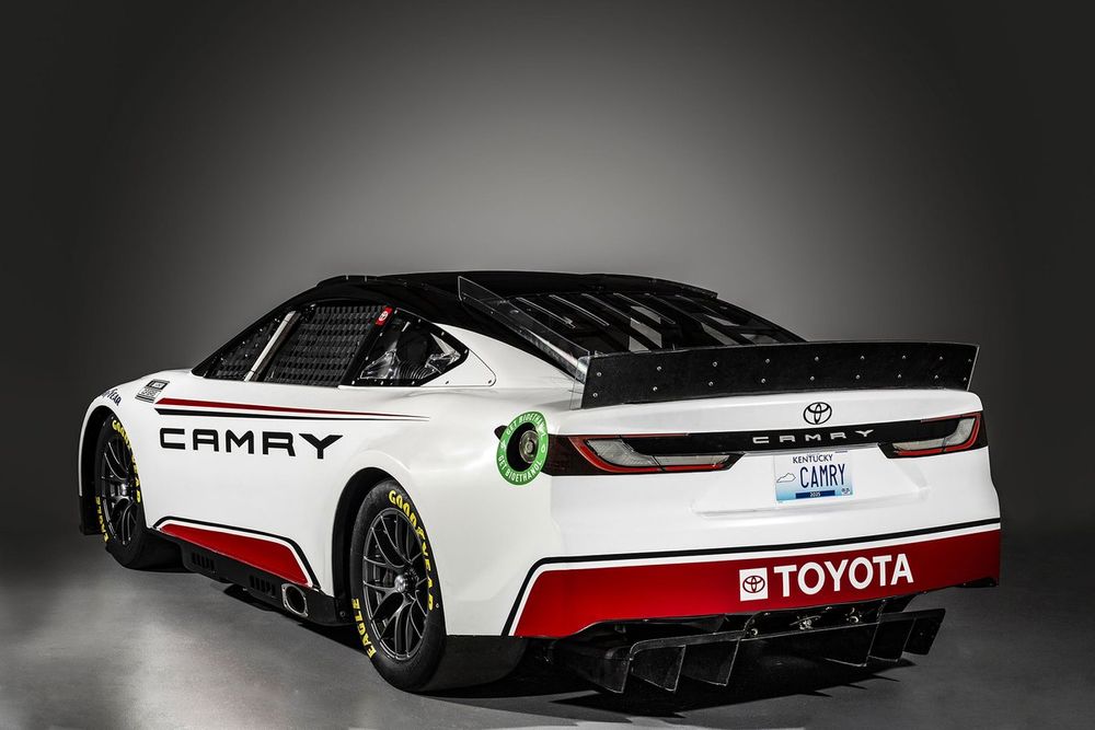 2024 NASCAR Cup Series Toyota Camry XSE