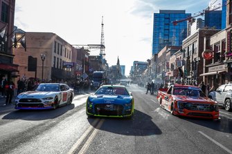 Cole Custer, Stewart-Haas Racing, Ford Mustang, Ryan Blaney, Team Penske, Ford Mustang, Ben Rhodes, ThorSport Racing, Ford F-150