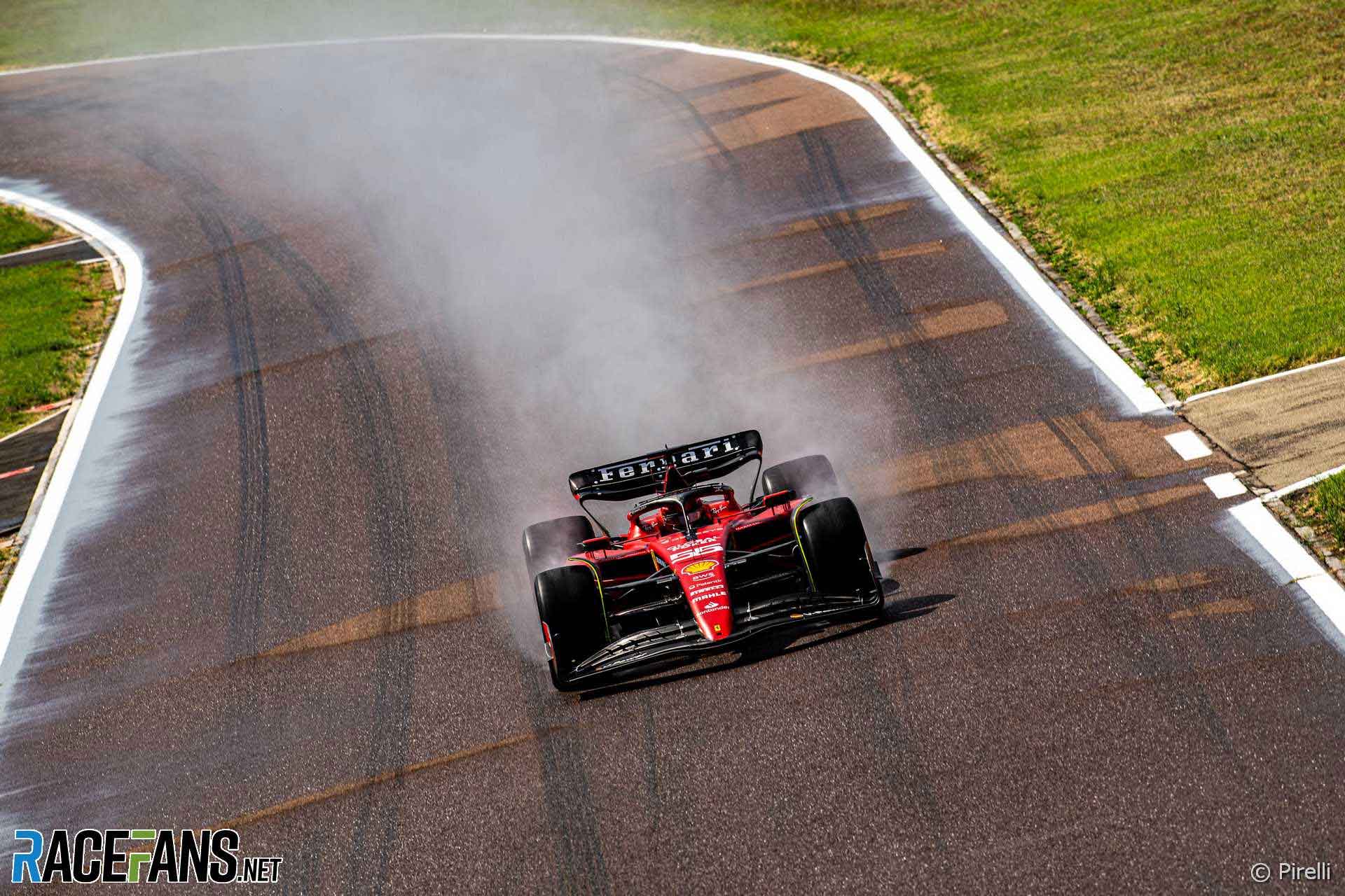 Carlos Sainz Jnr, Ferrari, testing, 2023