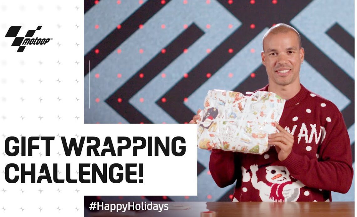 Gift Wrapping Challenge! 🎁 | #HappyHolidays