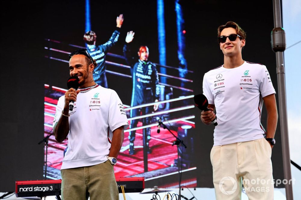 Lewis Hamilton, Mercedes-AMG, George Russell, Mercedes-AMG, on the fan stage