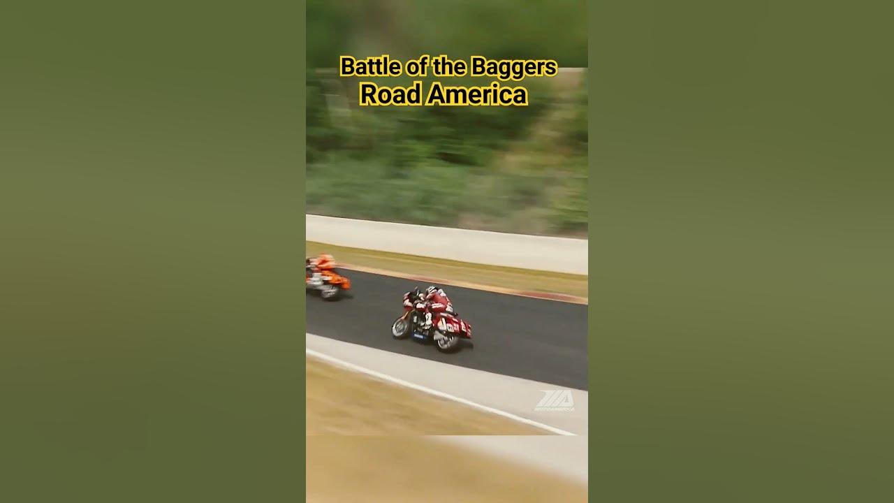 It was a battle of the baggers at Road America.👊 #MotoAmerica #Baggers #Motorcycle  #Motorsports