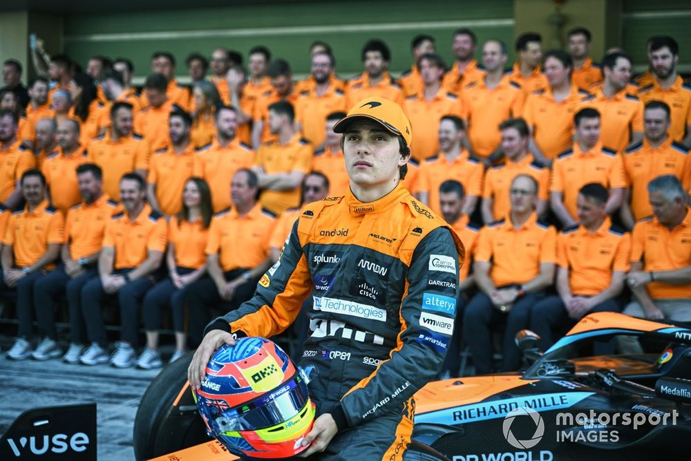 Oscar Piastri, McLaren, poses for the 2023 McLaren team photo