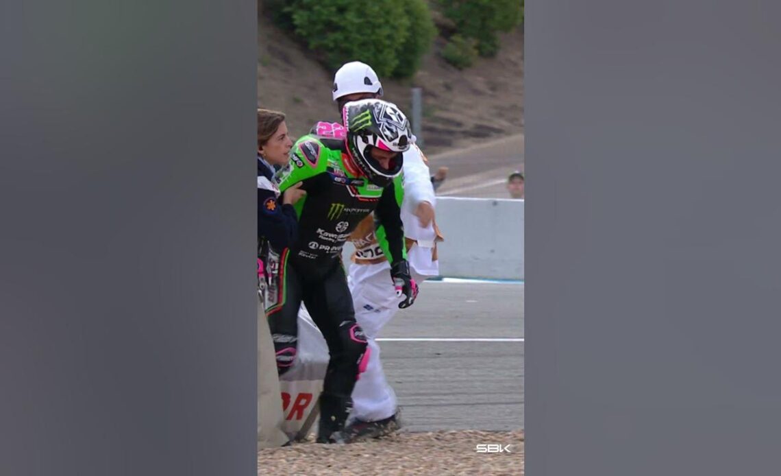 Drama for Lowes at Jerez! 🔥 | #ESPWorldSBK 🇪🇸