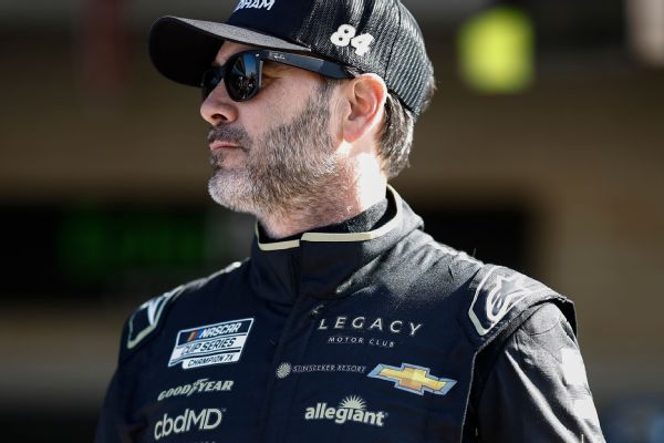 Jimmie Johnson, crew chief among NASCAR Hall of Fame inductees