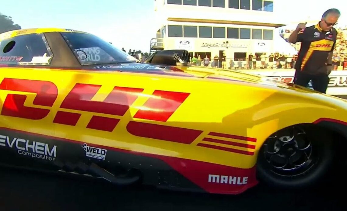 Matt Hagan 3 916 328 78, J R  Todd 3 923 327 90, Funny Car, Qualifying Rnd 2, Pep Boys Nationals, Ma