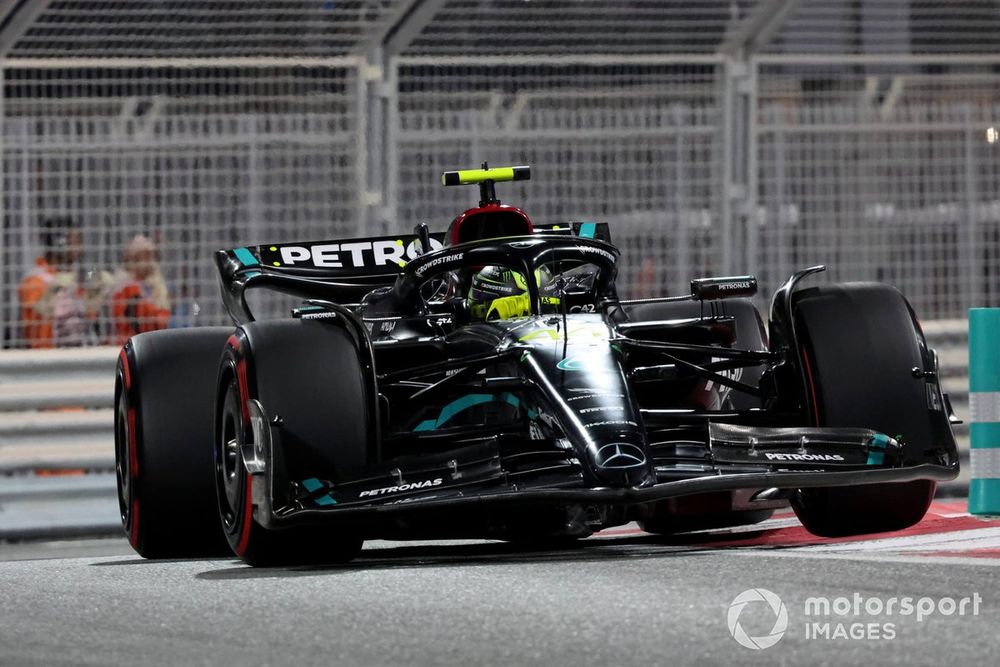 Lewis Hamilton, Mercedes F1 W14