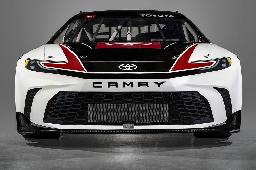 2024 NASCAR Cup Series Toyota Camry XSE