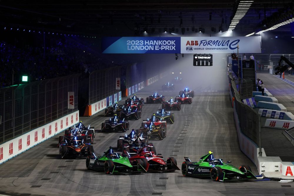 When is F1 and every other motorsport series starting in 2024? - VCP ...