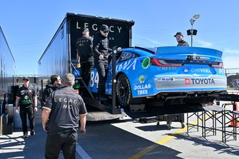 Jimmie Johnson, LEGACY MOTOR CLUB, Carvana Toyota Camry