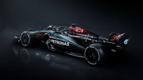 Mercedes W15, 2024