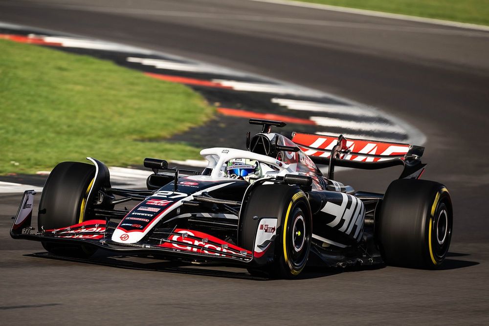 Nico Hulkenberg, Haas F1 Team, in testing