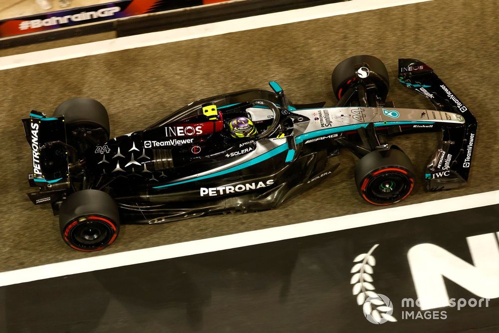 Mercedes "not getting carried away" with surprising Bahrain F1 pace