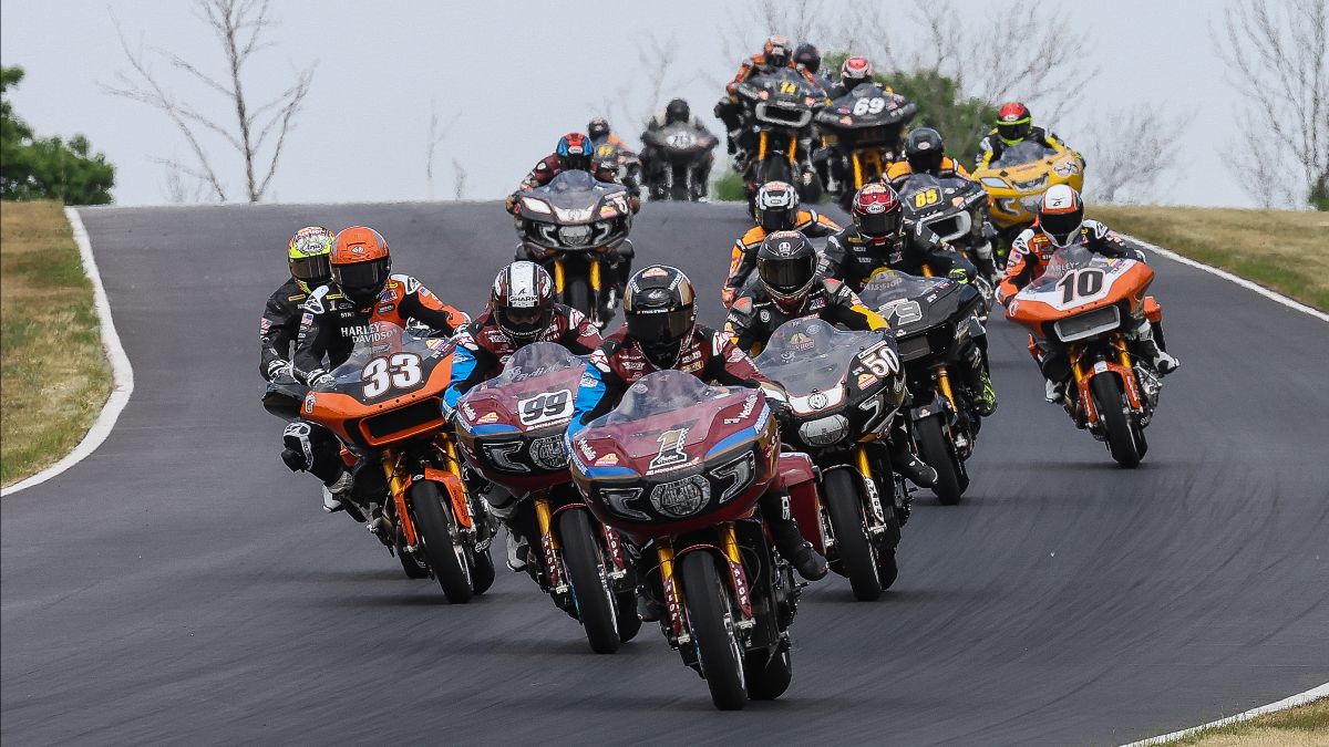 240201 Spectro Performance Oils is strengthening its commitment to motorcycle racing and the V-twin market