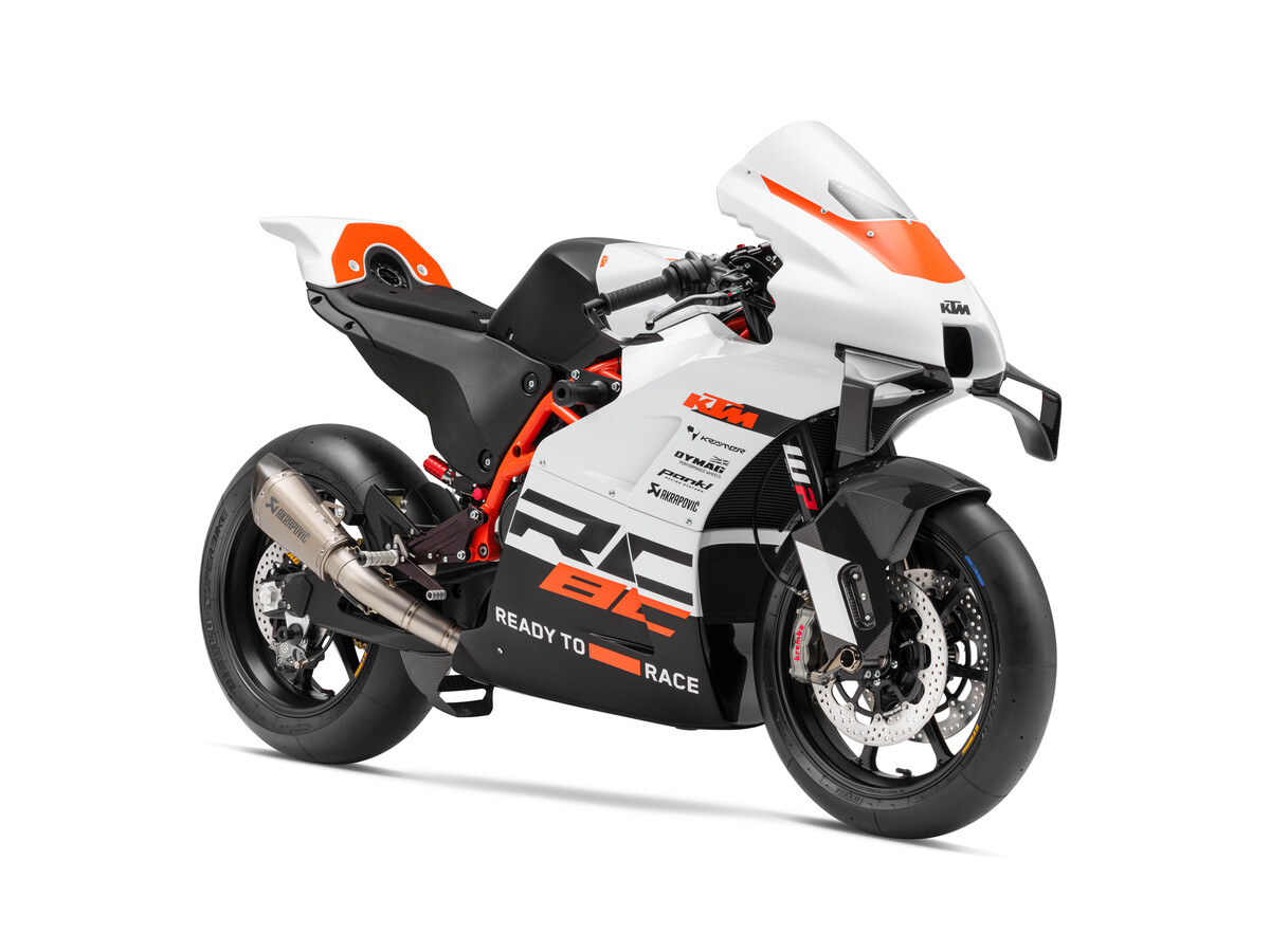 2024 KTM RC 8C STUDIO 2