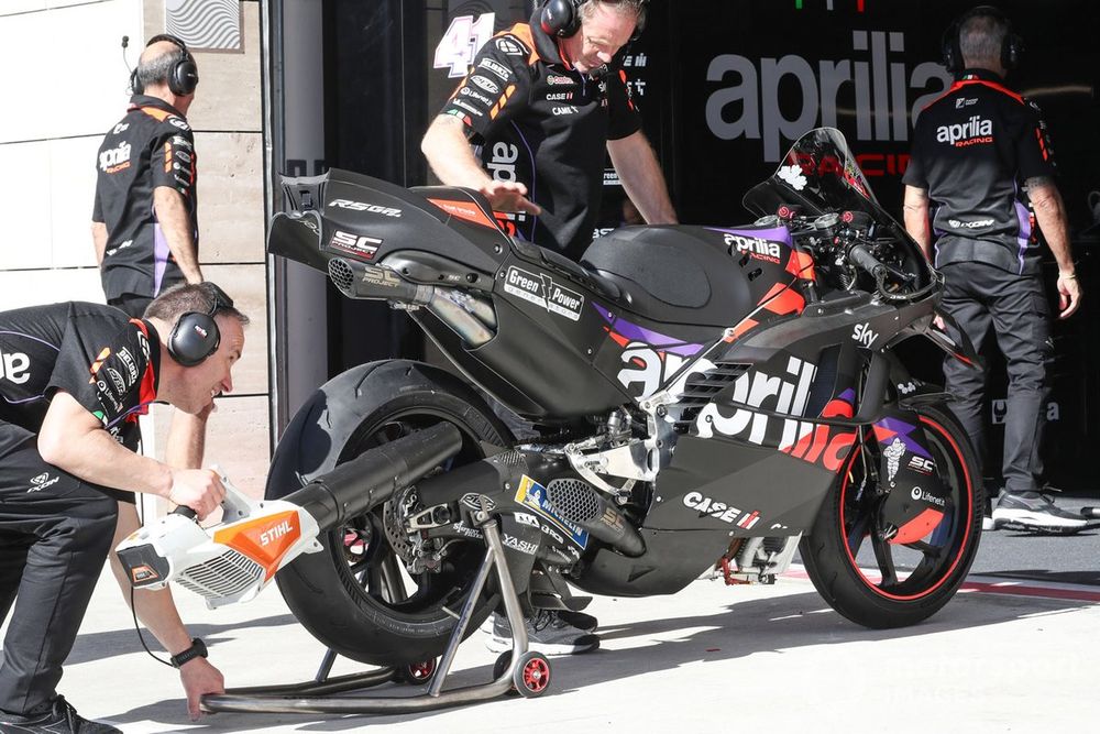 Aprilia Racing Team bike