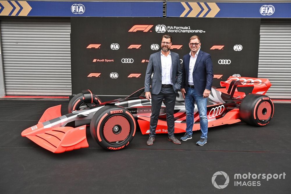 Oliver Hoffmann, with Markus Duesmann, Chairman of the Board of Management of Audi AG, with the new Audi Sport concept car
