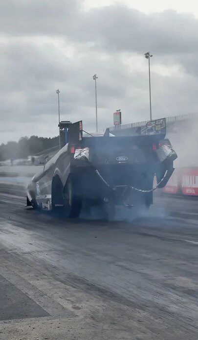 Burning rubber into the #Gatornats