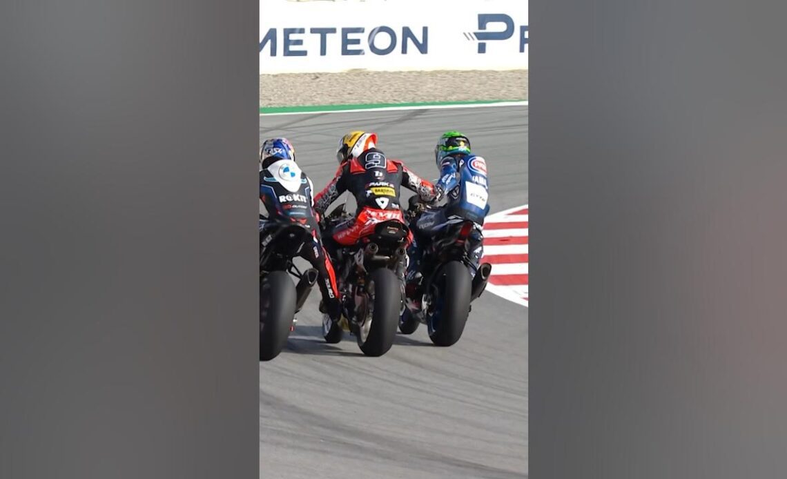 Remy and Toprak helping Petrux in FP3 🤝 | 2024 #CatalanWorldSBK 🏁