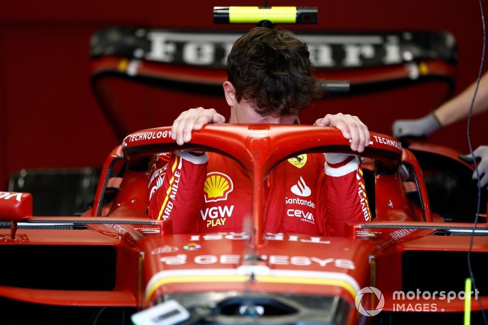 Oliver Bearman, Scuderia Ferrari, has a seat fit