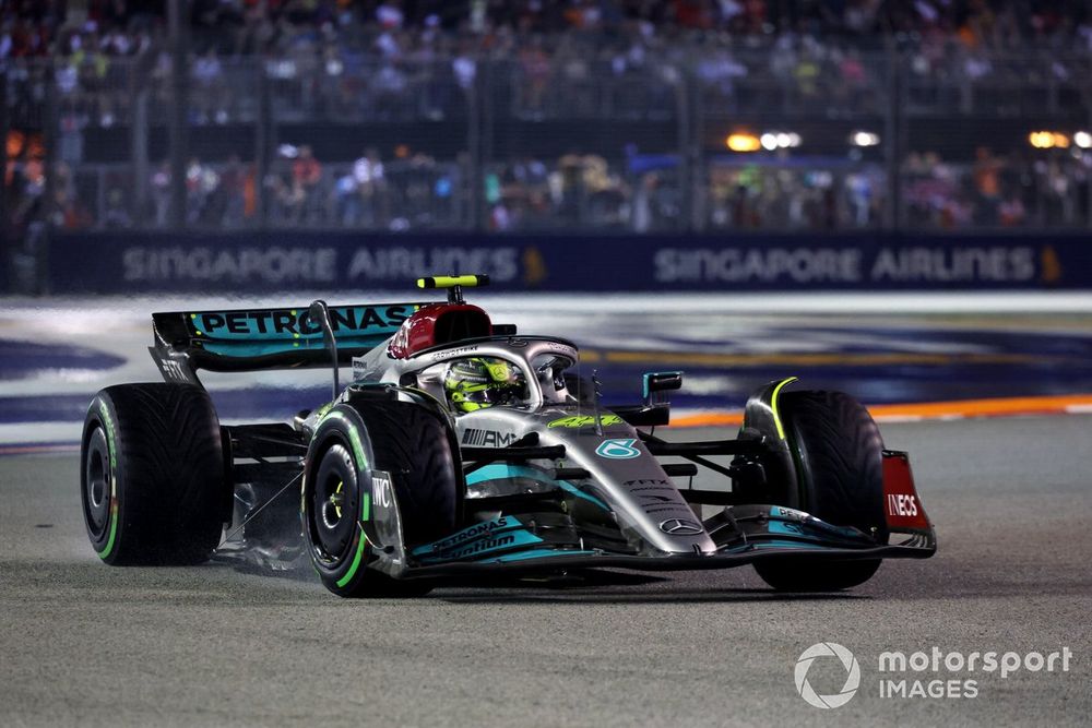 Lewis Hamilton, Mercedes W13