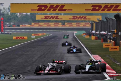 Nico Hulkenberg, Lewis Hamilton, Shanghai International Circuit, 2024