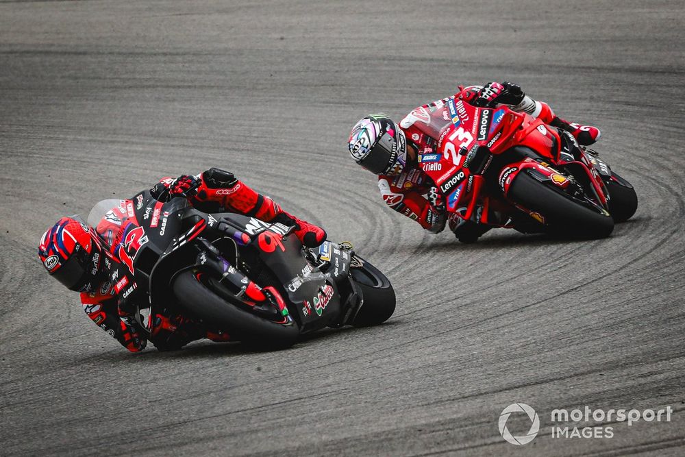 Maverick Vinales, Aprilia Racing Team