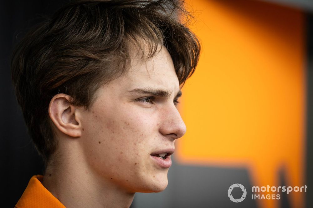 Oscar Piastri, McLaren F1 Team, talks to the media