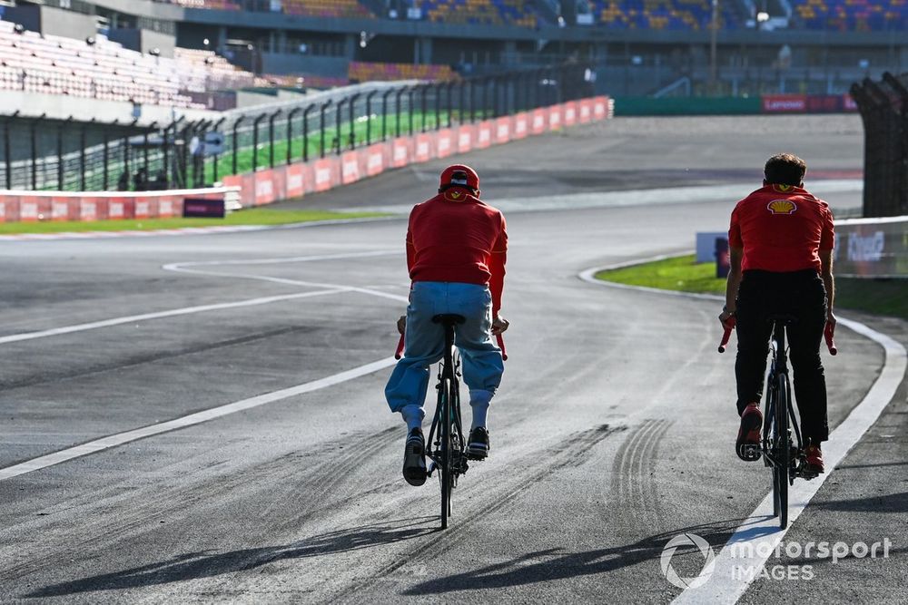 F1 teams and Pirelli had no warning of "painted" Shanghai track surface