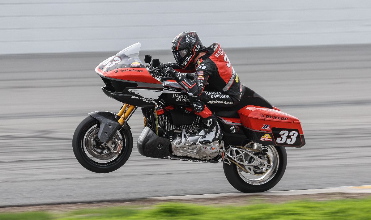 240409 Kyle Wyman leads the Mission King Of The Baggers Championship