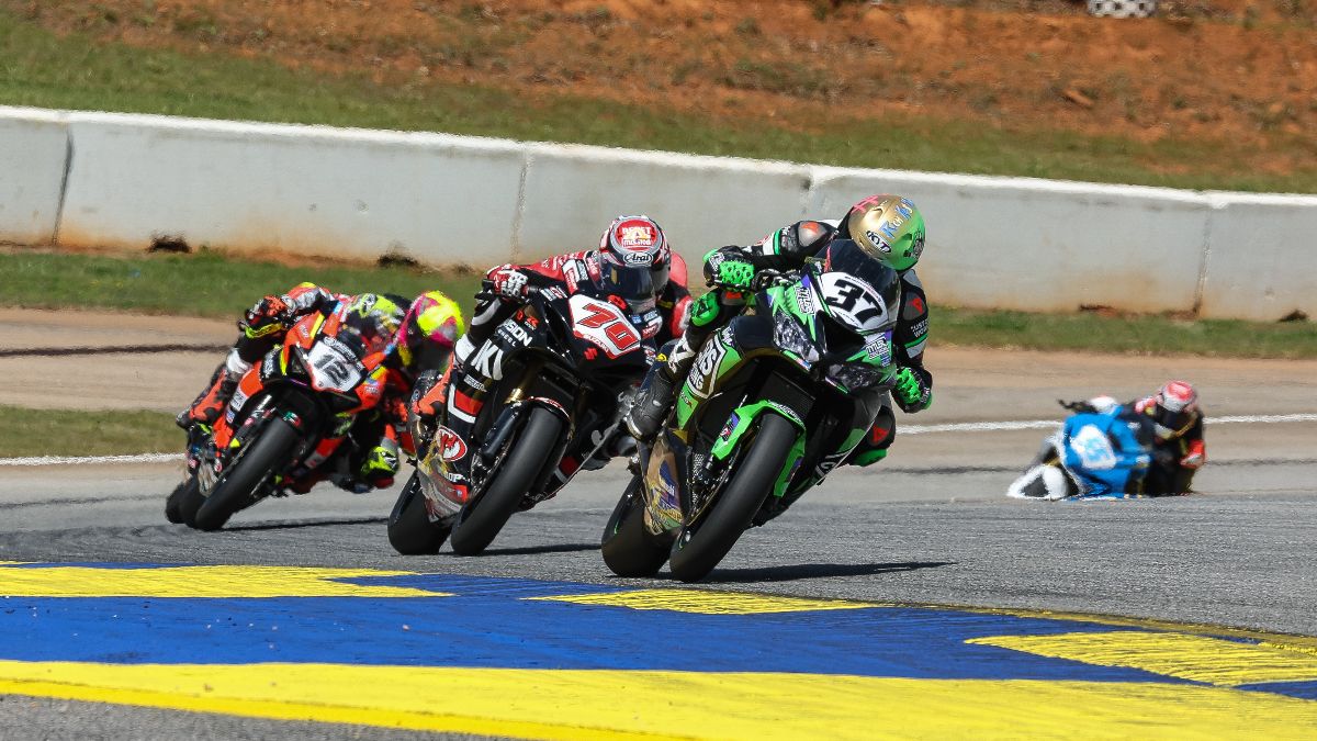 240418 Stefano Mesa (37) and Tyler Scott (70) are two of the favorites as the MotoAmerica Supersport Championship