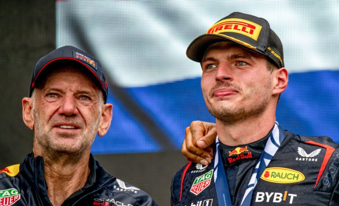 Red Bull designer Adrian Newey wants to leave team - reports